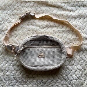 adidas - Airmesh Waist Pack - Alumina Beige - NWOT